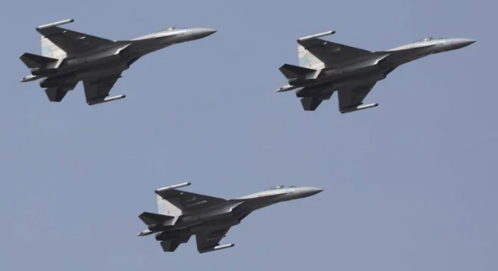 解放军空军苏-35战机